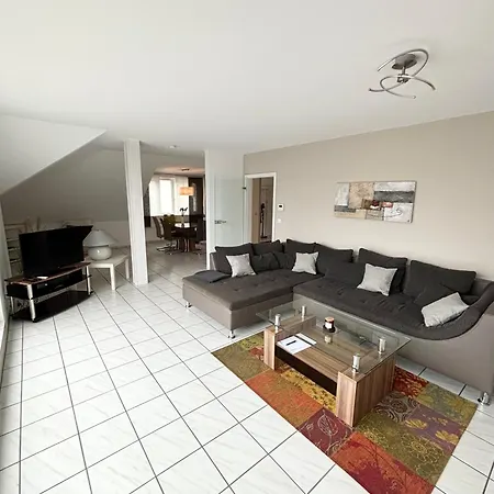 Panoramablick - Grosszuegige Mit Panorama- & Burgblick Appartement *