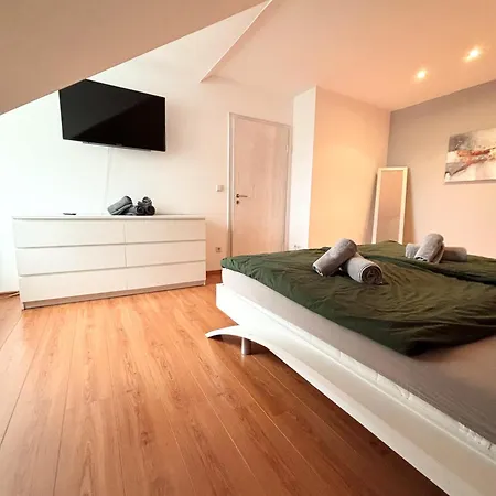 Panoramablick - Grosszuegige Mit Panorama- & Burgblick Appartement Verbandsgemeinde Bernkastel-Kues