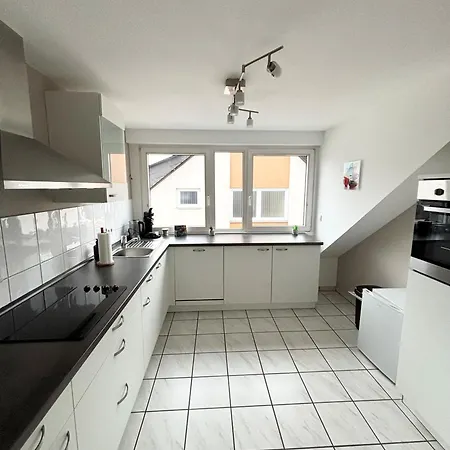 Appartement Panoramablick - Grosszuegige Mit Panorama- & Burgblick