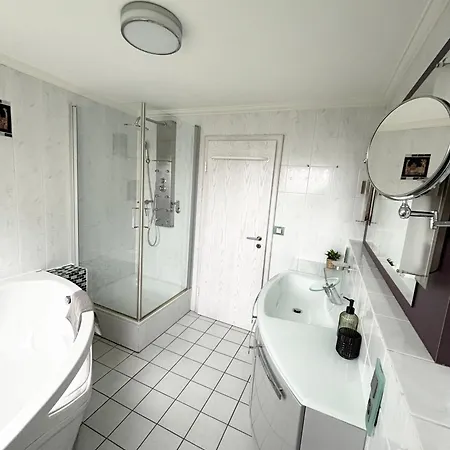 Panoramablick - Grosszuegige Mit Panorama- & Burgblick Appartement *