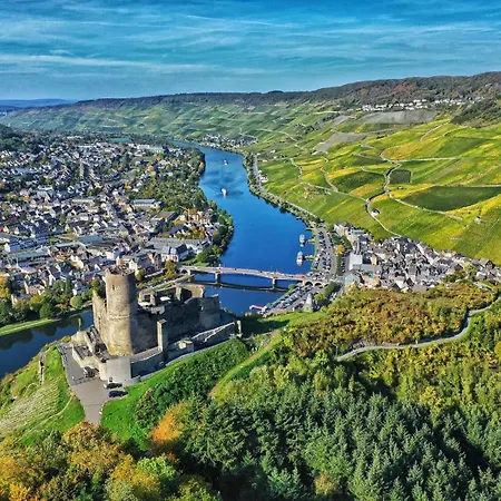Appartement Panoramablick - Grosszuegige Mit Panorama- & Burgblick Verbandsgemeinde Bernkastel-Kues