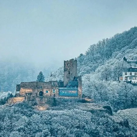 Panoramablick - Grosszuegige Mit Panorama- & Burgblick