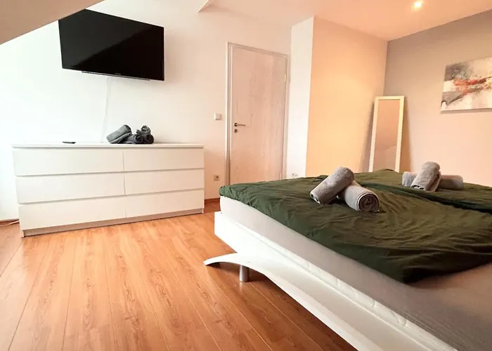 Panoramablick - Grosszuegige Mit Panorama- & Burgblick Apartamento Bernkastel-Kues