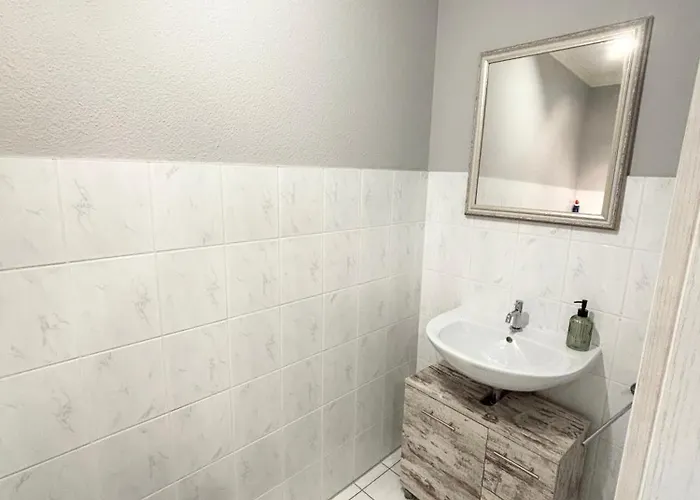 Panoramablick - Großzügige Mit Panorama-&burgblick Apartment *