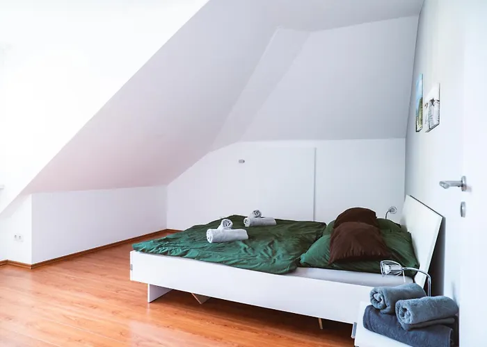 Panoramablick - Grosszuegige Mit Panorama- & Burgblick * Bernkastel-Kues